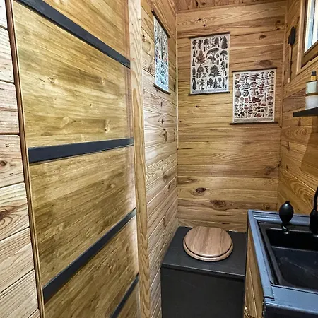 Insolite Le Coin Du Bucheron Chalet