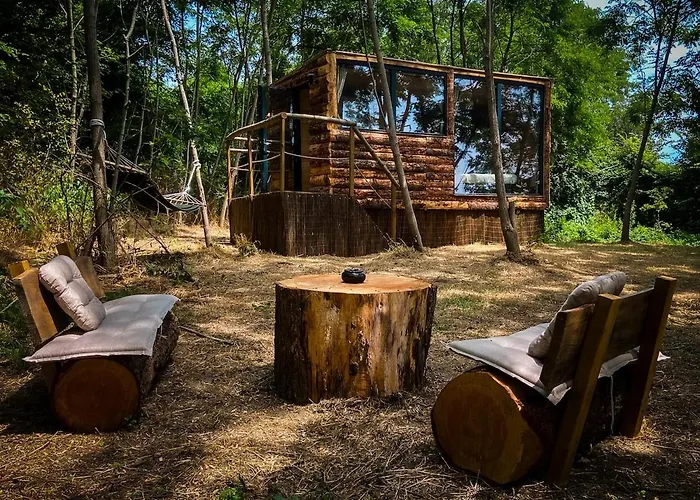 Insolite Le Coin Du Bucheron Chalet Monts-sur-Guesnes