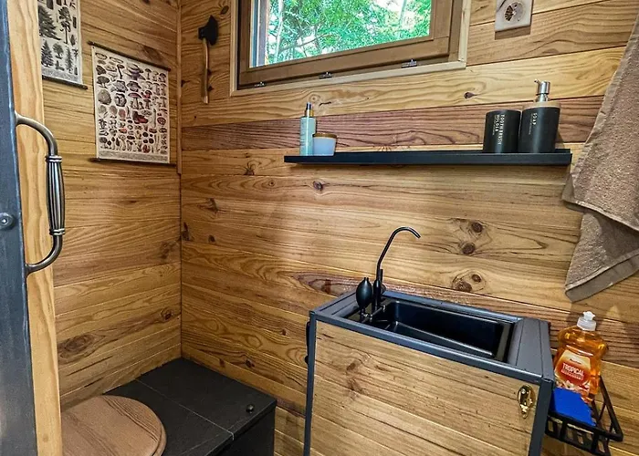 Insolite Le Coin Du Bucheron